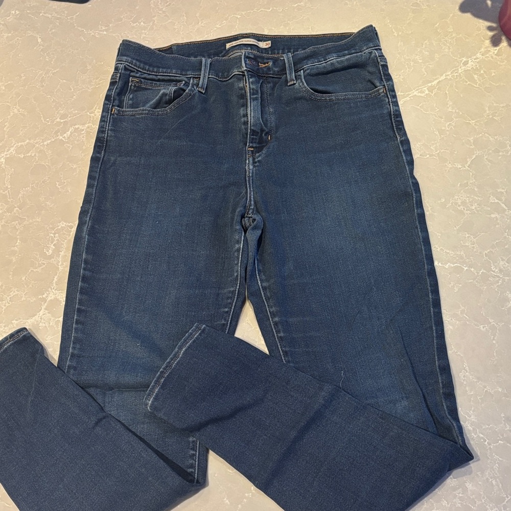 Levi's Women's Deep Blue Skinny Jeans